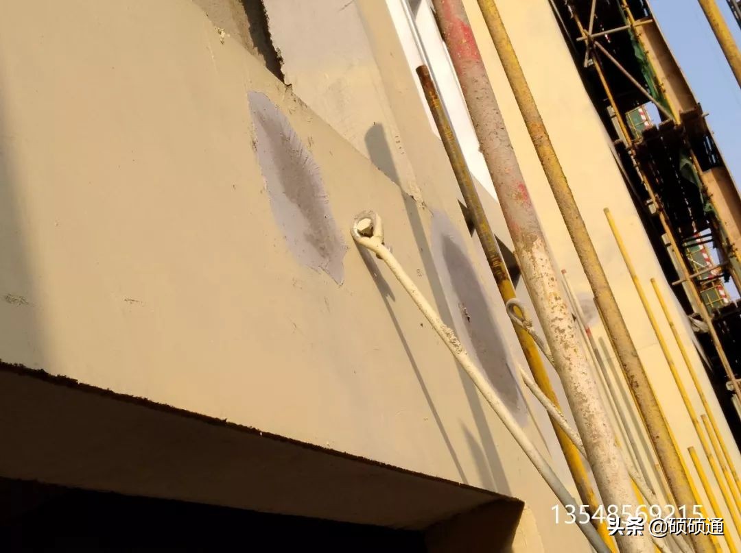 一种新型悬挑架的安装搭设装置,施工现场新型悬挑架