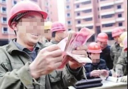 房子装修完业主却不给钱,房子装潢好一直未入住