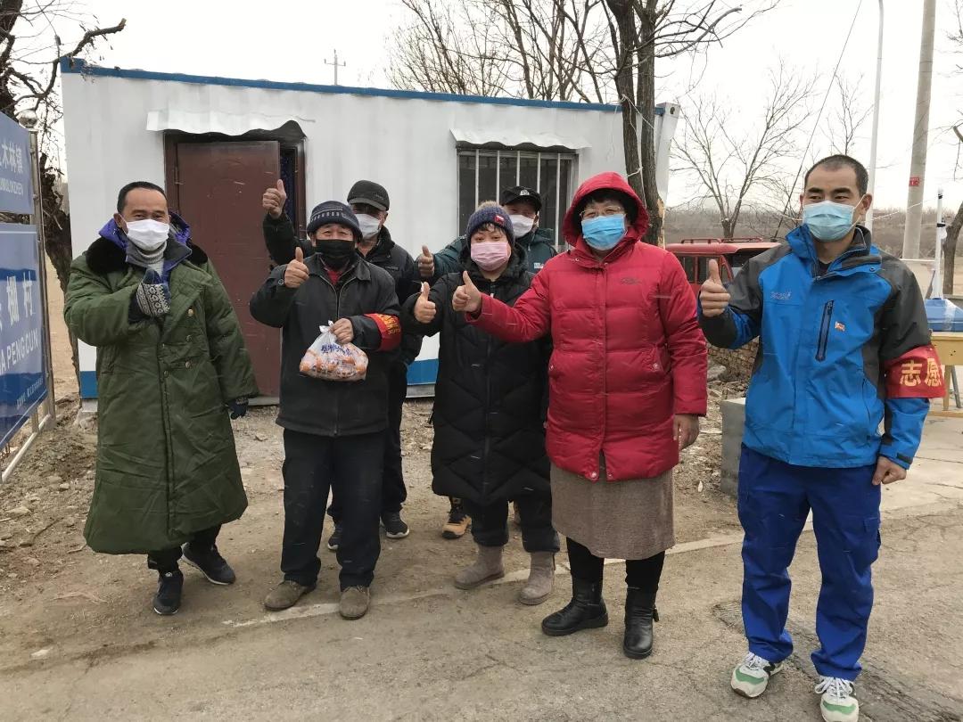 众志成城抗击疫情爱心捐赠暖人心,同舟共济抗疫情爱心捐助暖人心