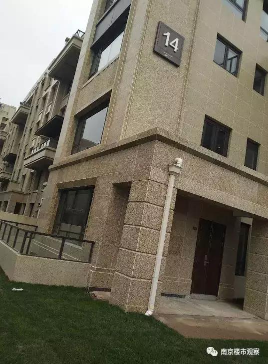 10盘迎来交付大考，实景谍照流出！这品质…