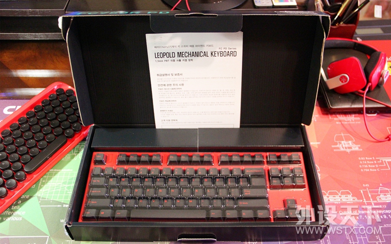 利奥波德:许你粉黛红霞醉梦人家