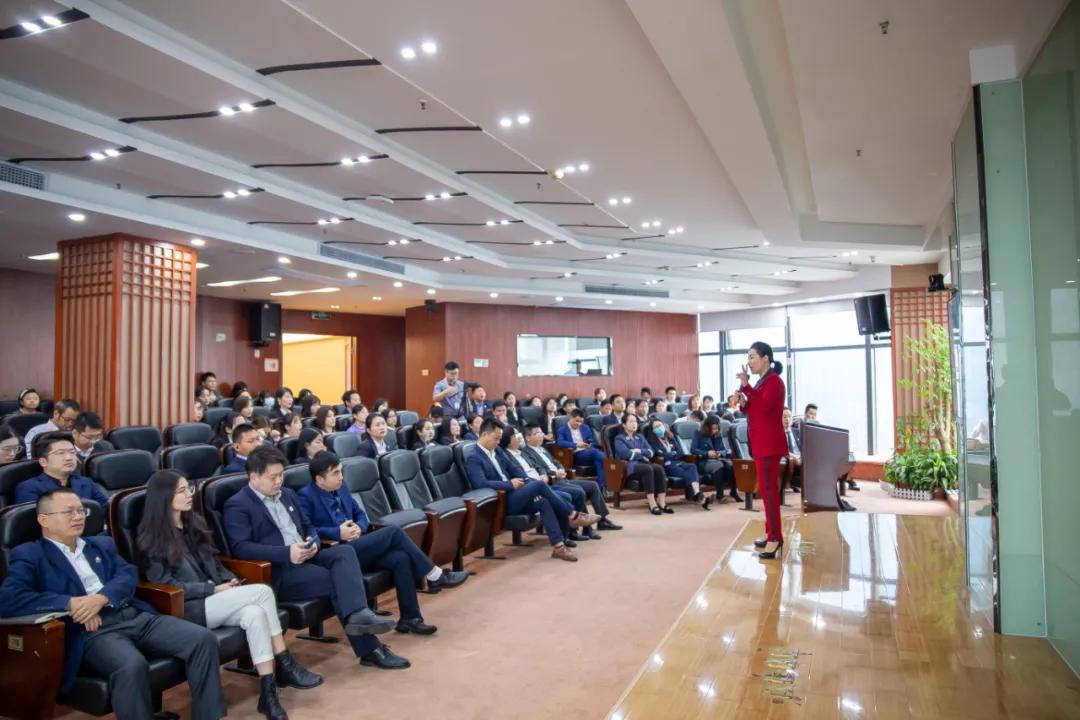 小米加步枪传承了怎样的思想,发扬小米加步枪的精神