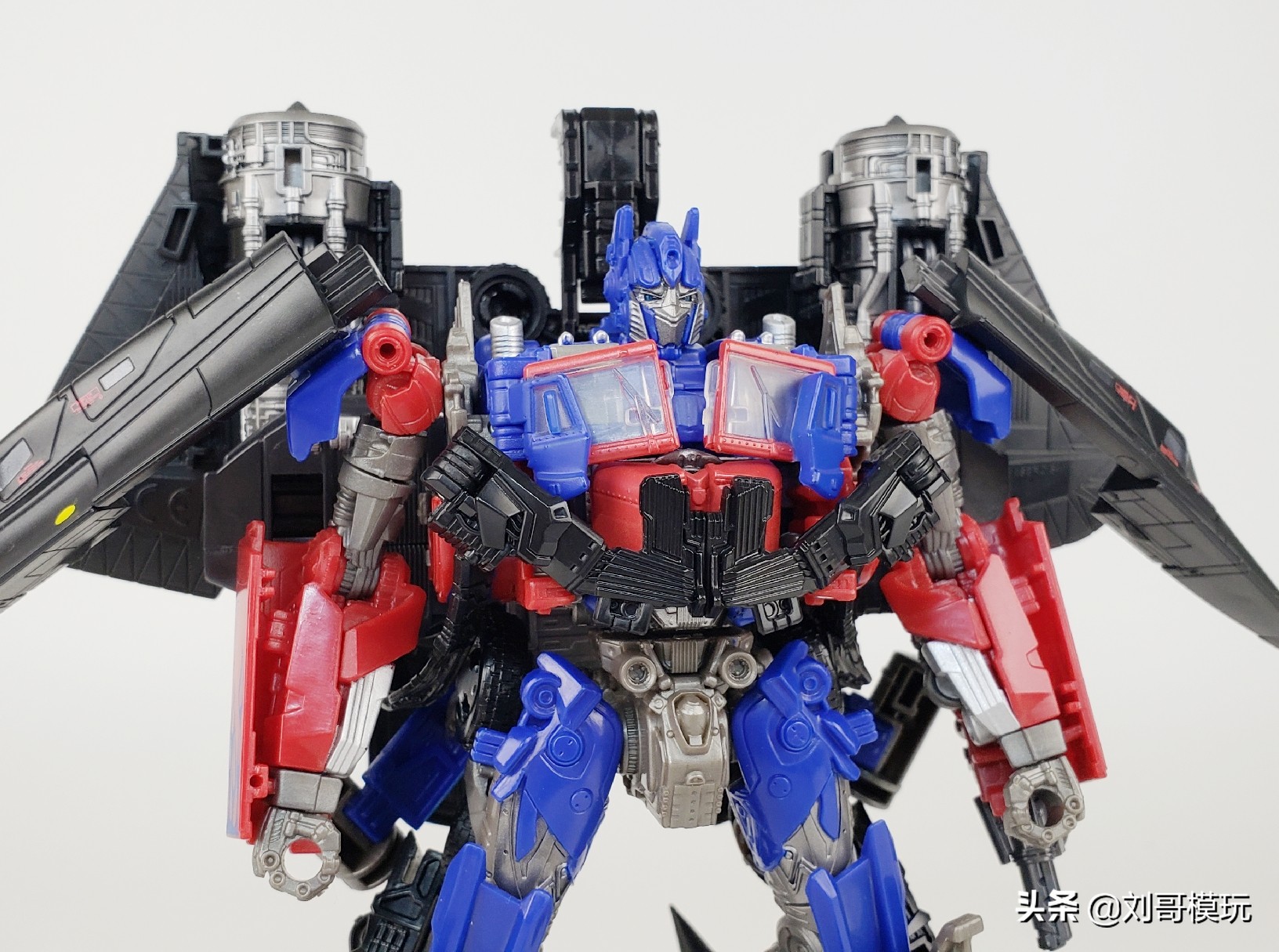 擎天柱最强形态变形金刚4,擎天柱和天火擎天柱合体