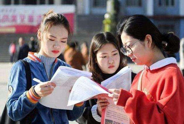 大学辅导员工资咋样,大学辅导员工资单曝光