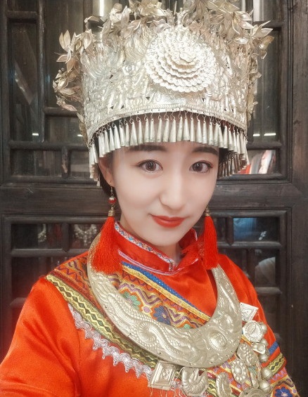 五十六个民族服饰国际时装周,衣服设计感民族服装