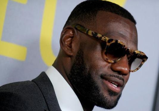 詹姆斯身家超10亿美元交税吗,詹姆斯收入1.085亿美元