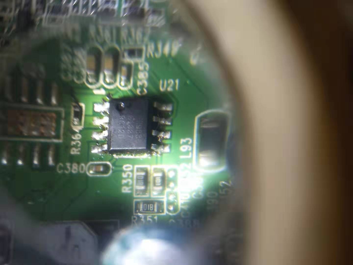 创维42e7brd绿灯亮开不了机,创维电视42寸灯亮不开机怎么回事