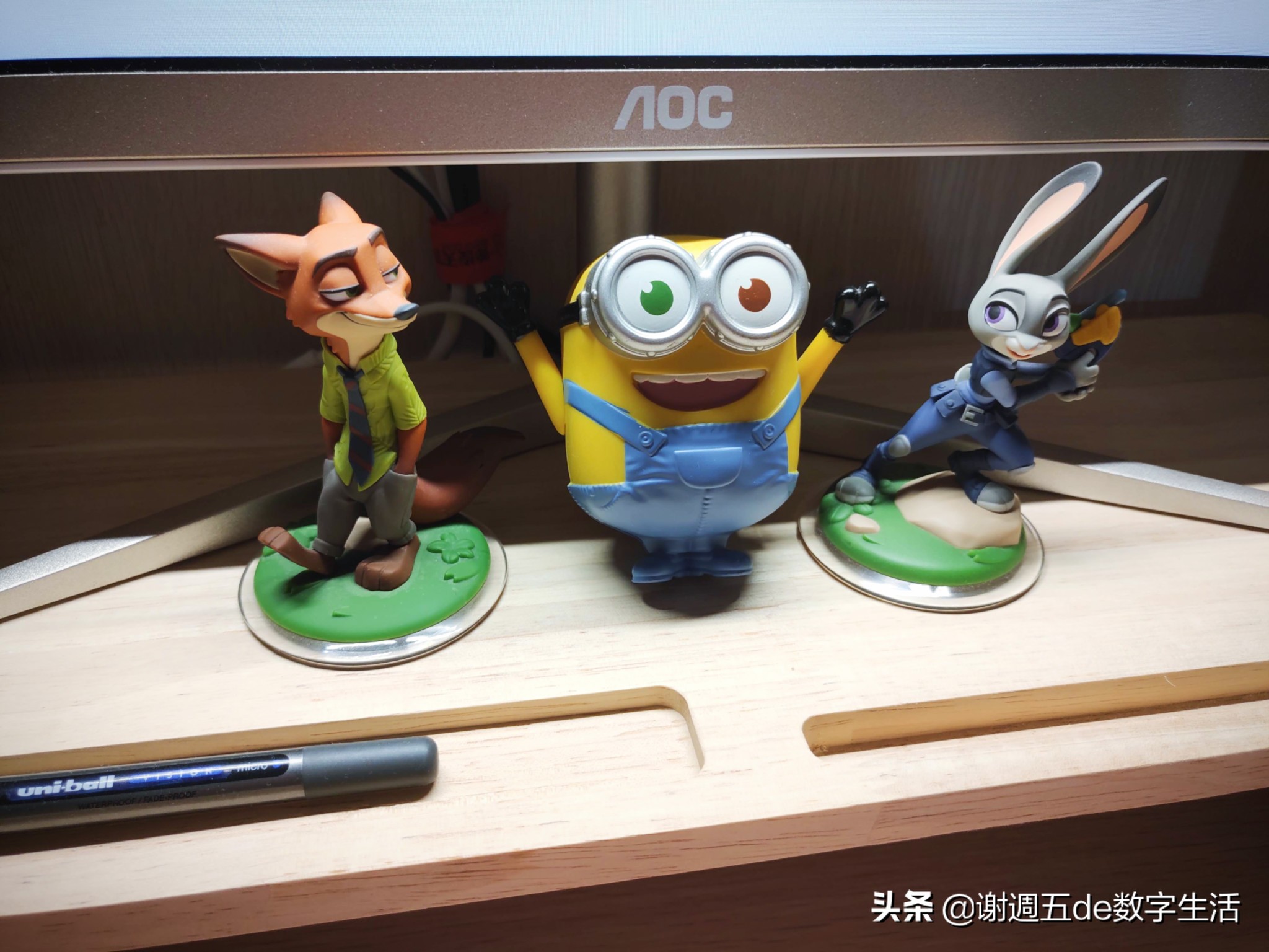 100元之内的书桌物品推荐,100cmx100cm书桌