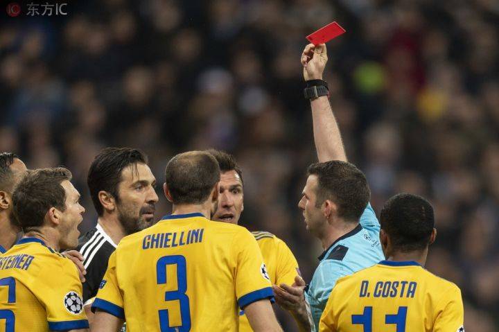 尤文图斯这一年：他走了，他来了