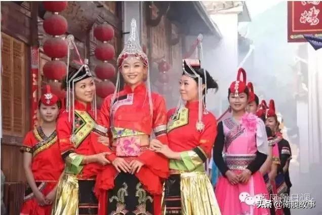 娼睍鐗规湁灏戞暟姘戞棌,娼睍灏戞暟姘戞棌鏂囧寲