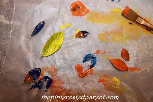 彩色一次性纸盘手工制作幼儿园,蛋糕盘子创意手工彩泥池塘