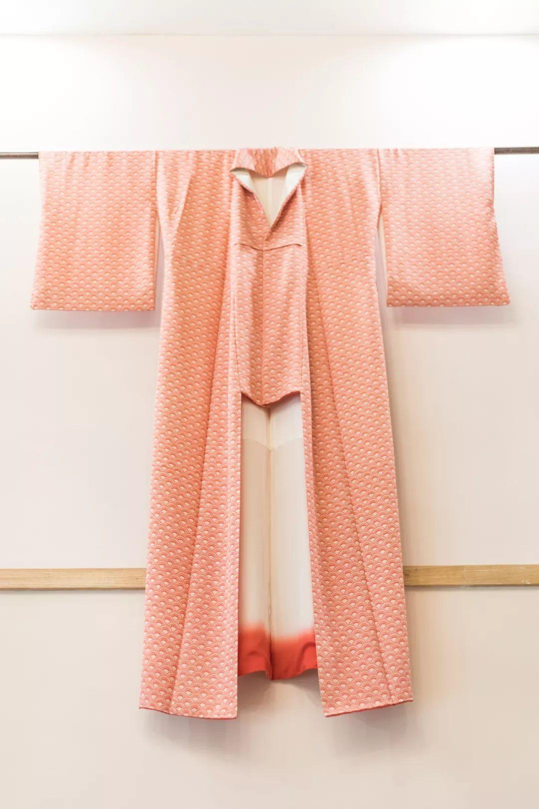 日本女人穿光腿神器,韩国日本女性冬天穿光腿神器吗