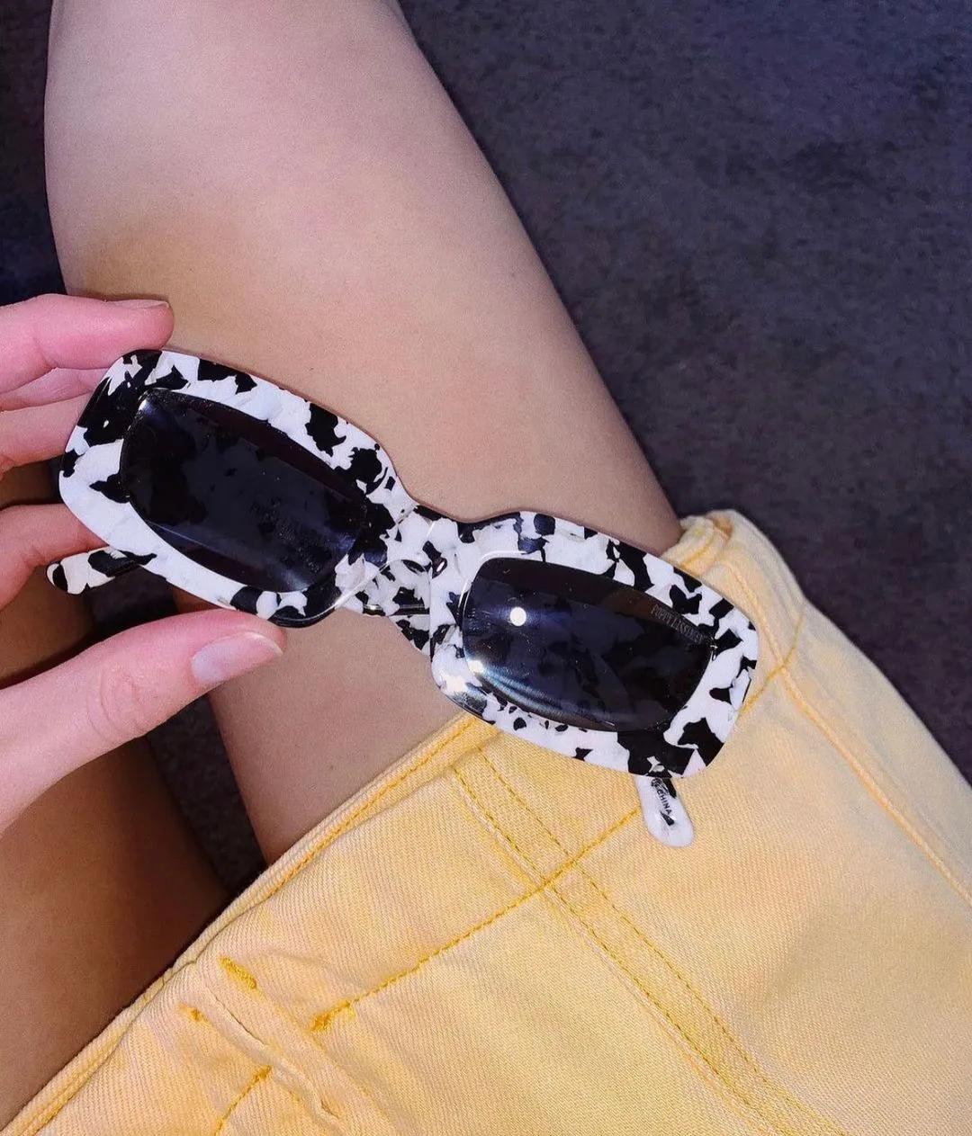 圆脸女生怎么选墨镜,圆脸女生如何选择大牌眼镜