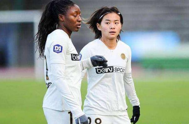 王霜受伤退赛发文,铿锵玫瑰倒下