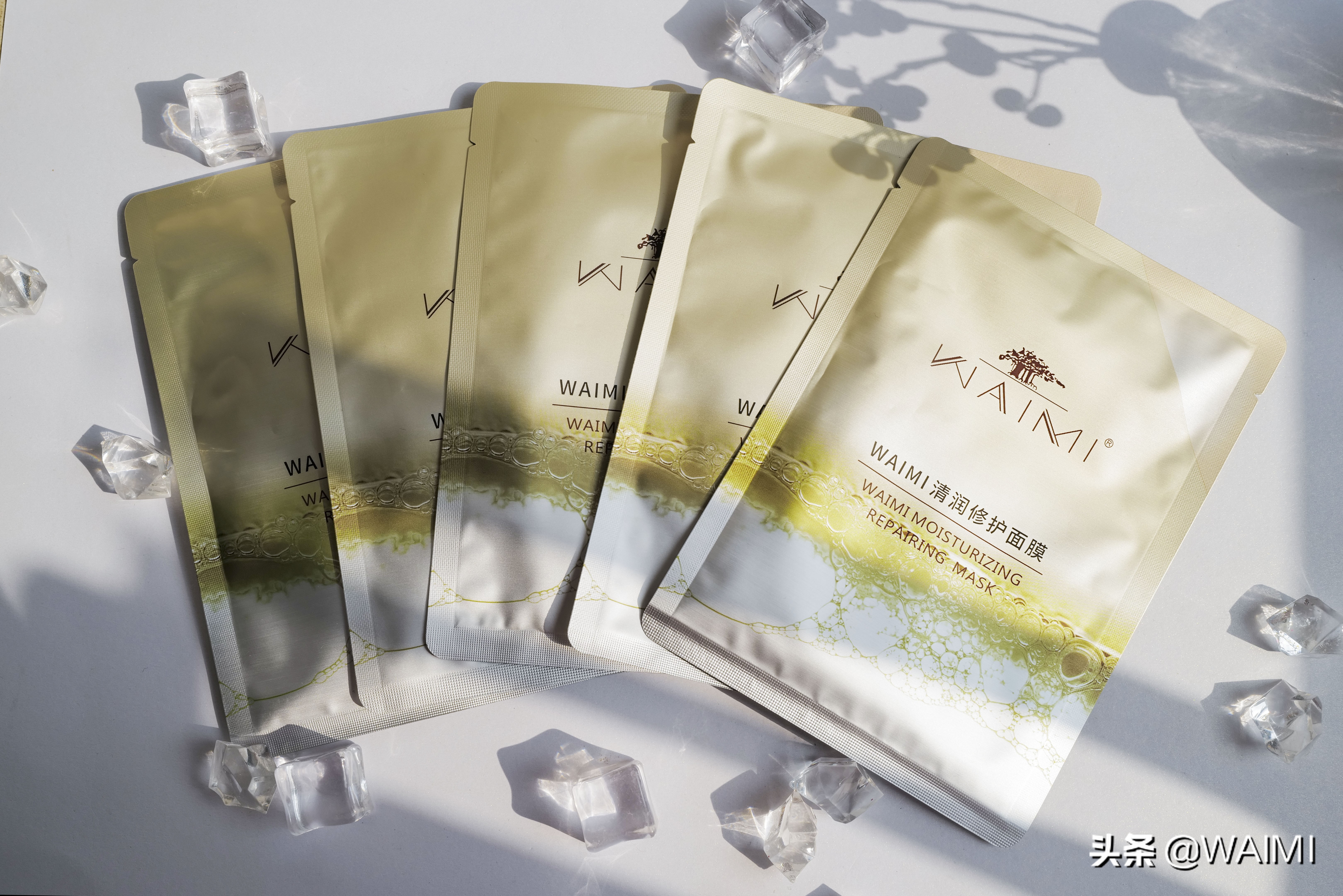 秋冬皮肤干燥需要给皮肤补充水分,油性皮肤保湿小窍门