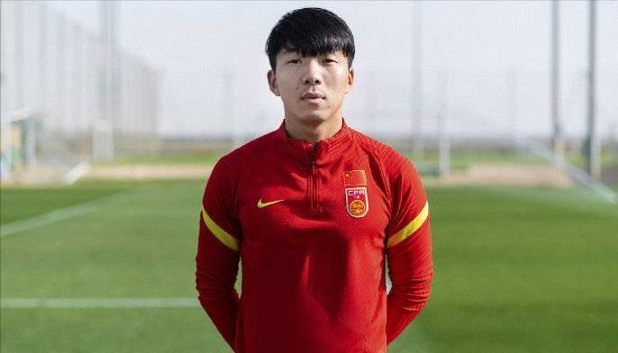 延边三将国足聚首十二强赛为国争光