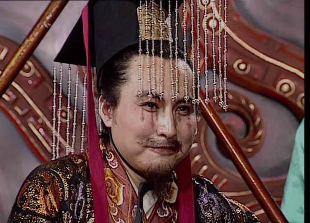 老版三国演义同一个人物几个演员,盘点94版三国演义当时的龙套演员