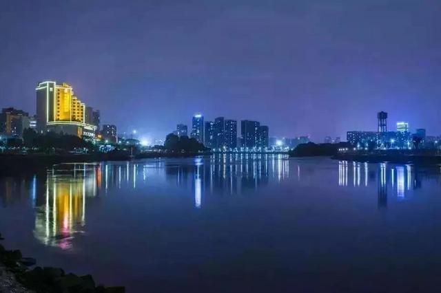 9.9元抢88元五星级酒店,酒店299元抢海角6号酒店度假套餐