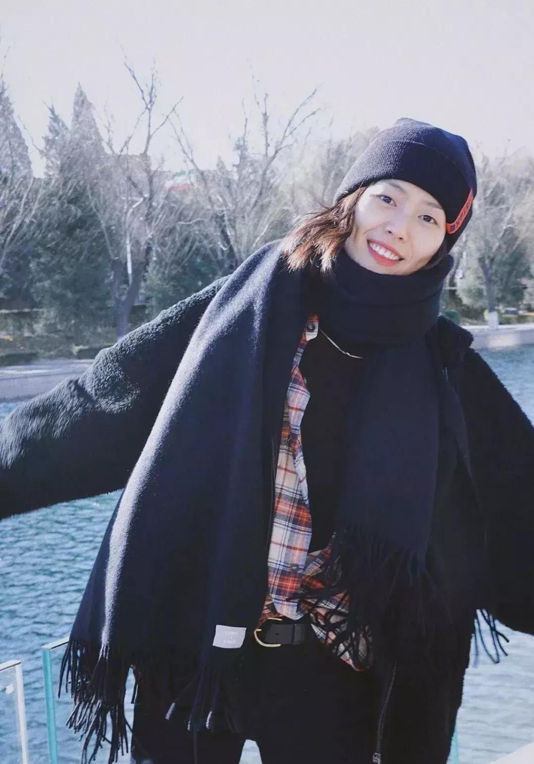 刘雯50个瞬间告诉你,刘雯冬天穿的羽绒服