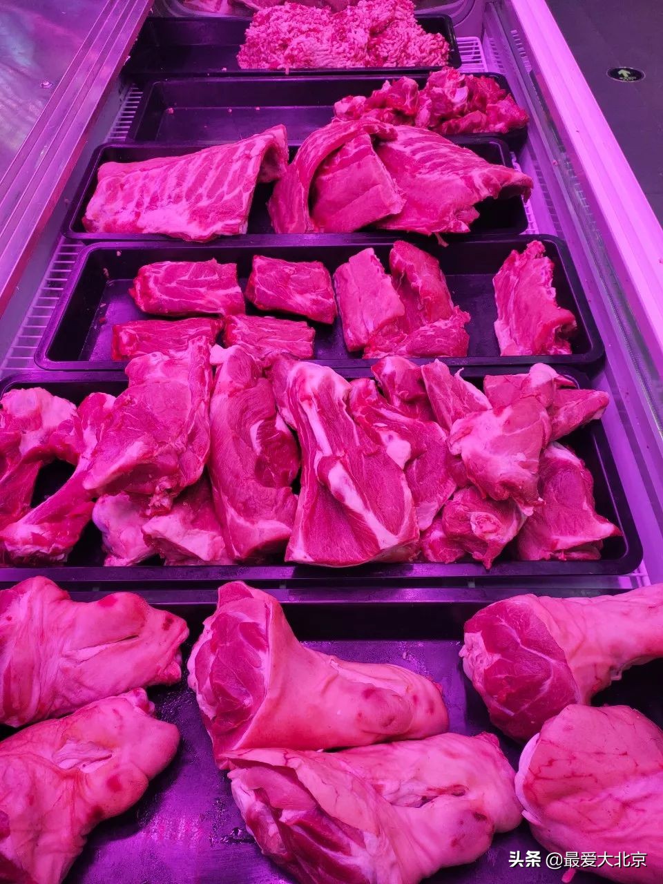 老街坊们，静安市场回来了