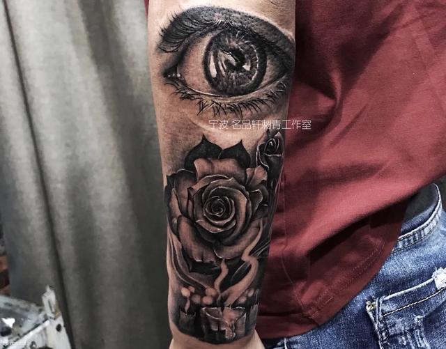 没有绘画基础学纹身有前途嘛,没有画画基础能学纹身吗