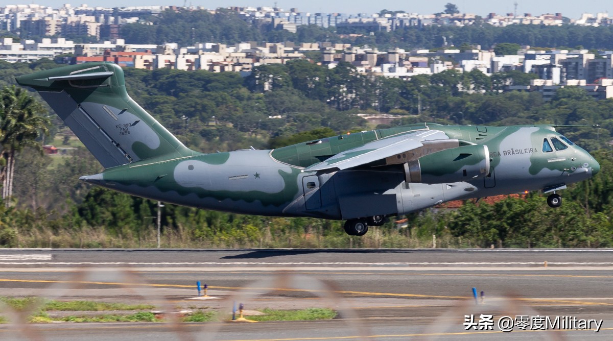 巴西空军鹰狮战斗机多少架,世界空军海军陆军