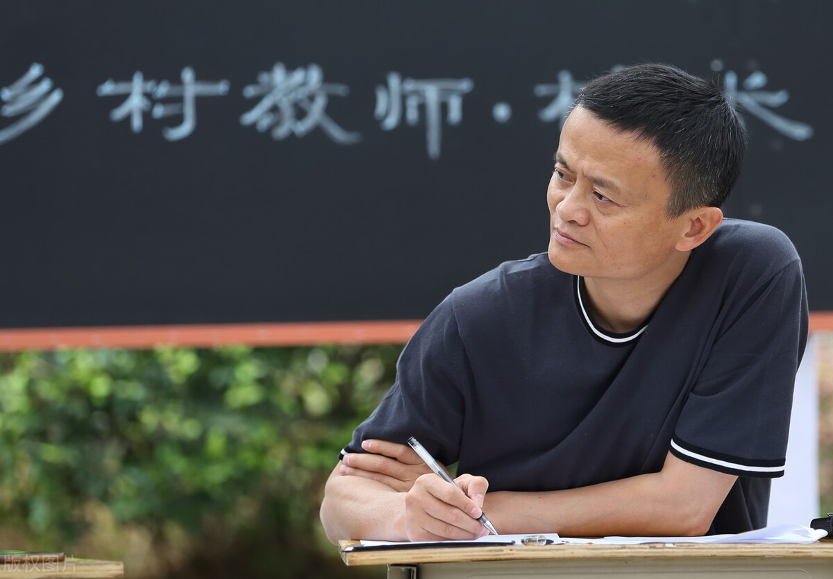 钟睒睒和马云是四合院出来的吗,马云与钟睒睒见过面吗