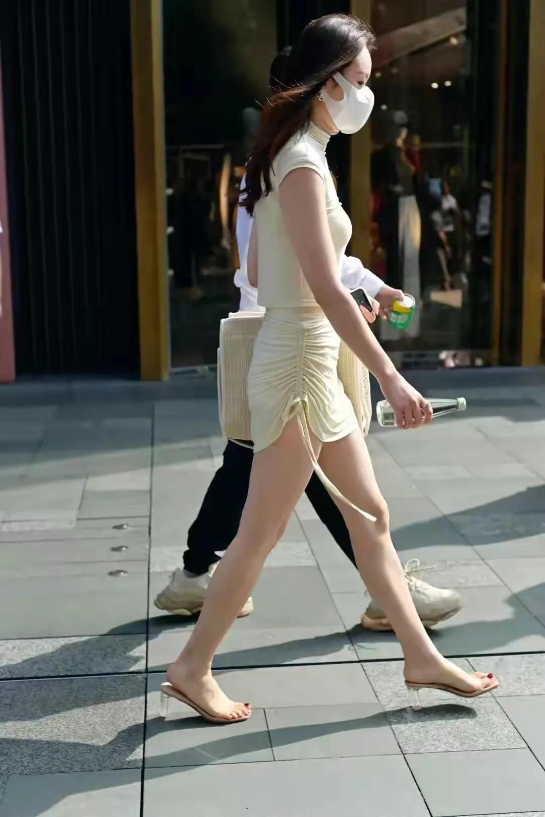 安详地走下去,远远的走下去