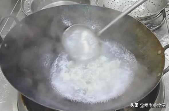 鲈鱼怎么做好吃香辣,鲈鱼怎么做菜不粘锅