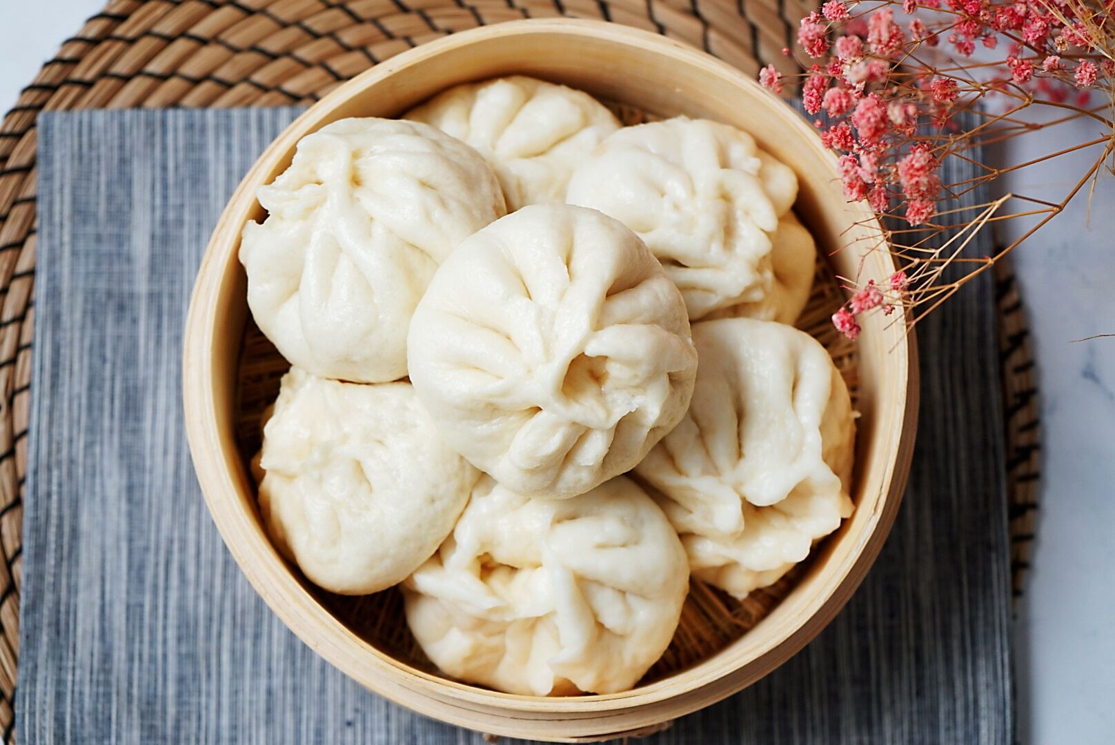 鲜肉包怎么做好吃不腻,我和家人爱吃的美食