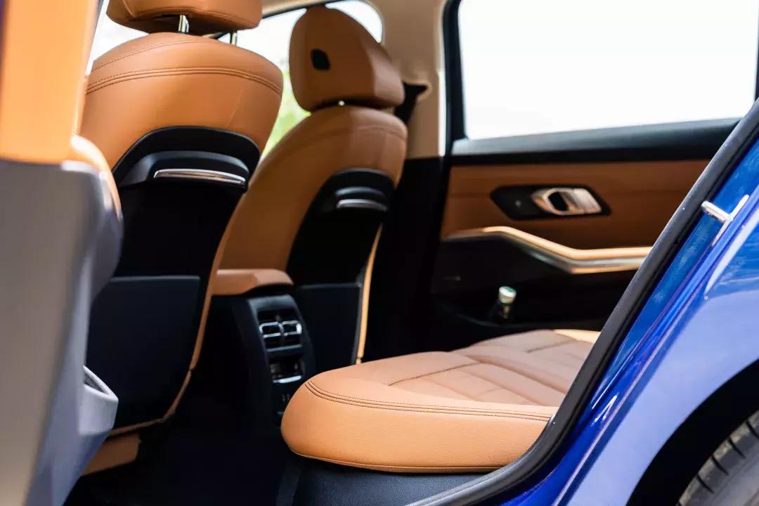 宝马325li评测2022黑,新款宝马325li测评