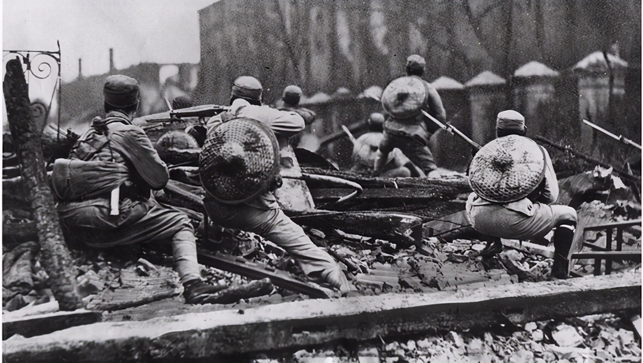 他是原湖北人大副主任，21岁参加革命，55岁官至副部级，享年97岁