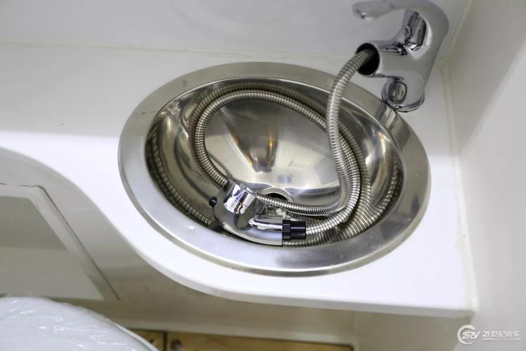 不超过50万的越野房车,不到40万的豪华大型房车