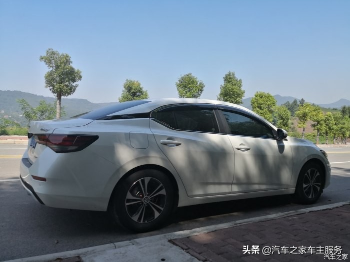 轩逸本质上是一辆家用车,优缺点全在这