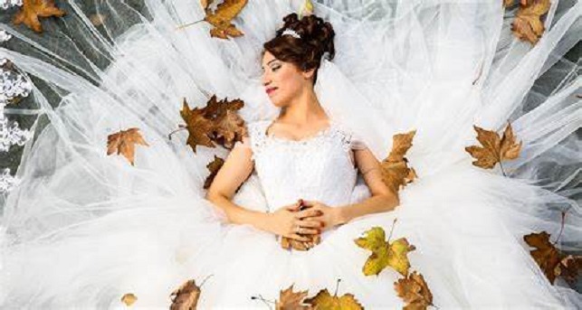 家里一间卧室睡觉总做梦,睡觉总做梦怎么回事第二天很累