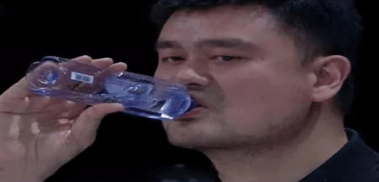 姚明算是巨兽吗,姚明也是巨人吗