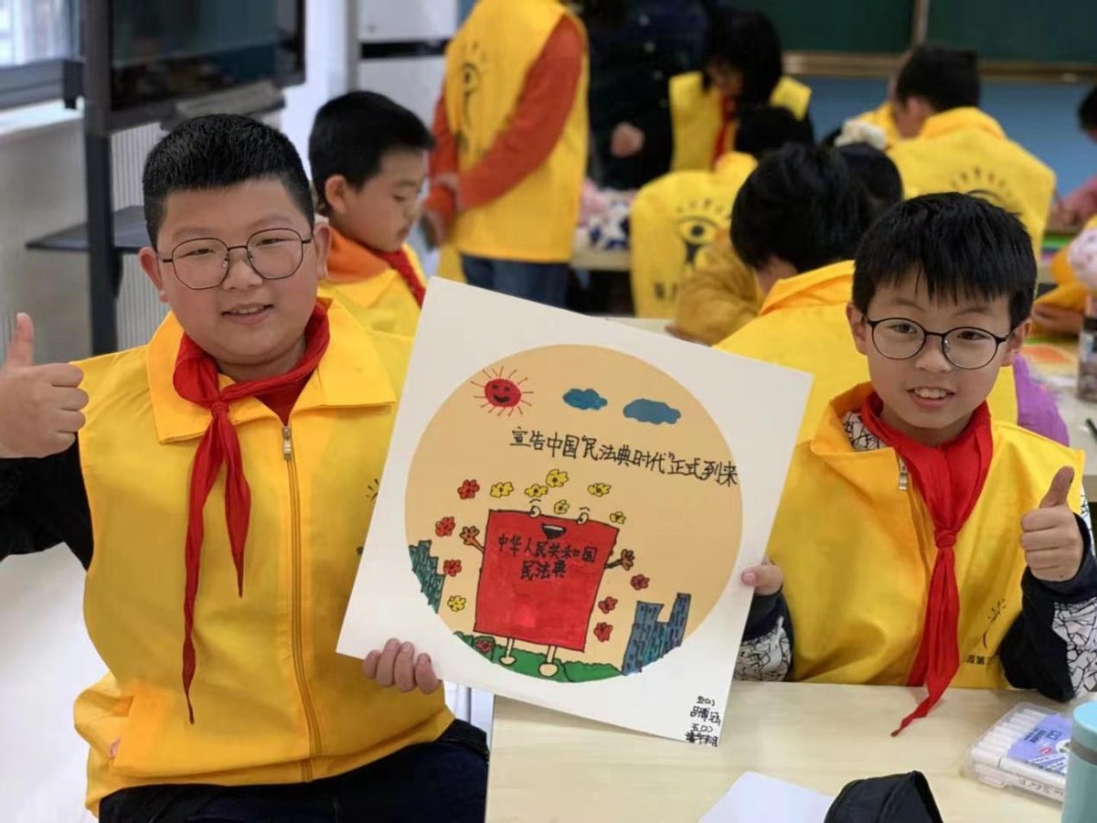 童眼看国法,童眼看法治