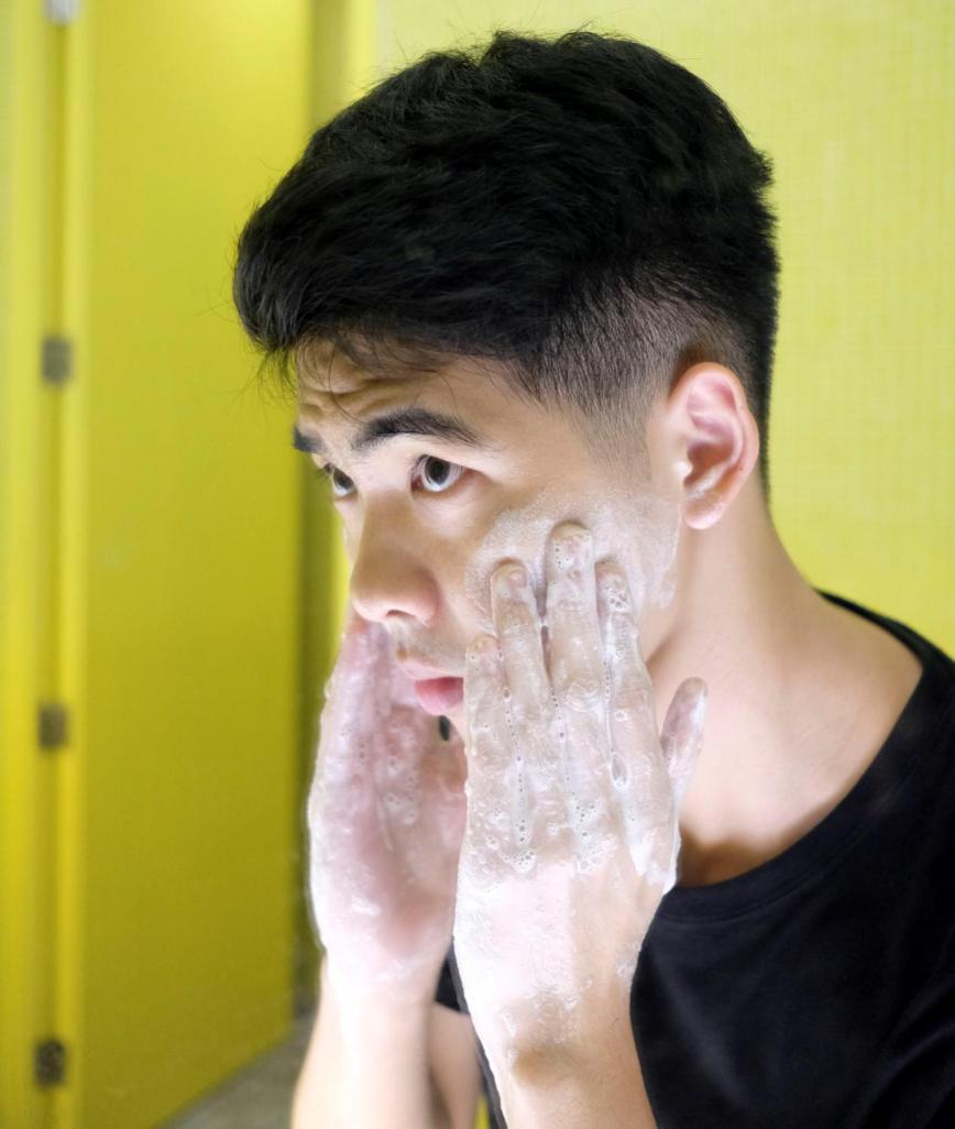 碧欧泉男士清爽控油系列,控油用碧欧泉还是朗仕