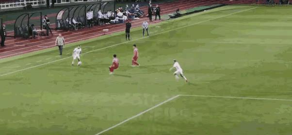 韩国队亚洲杯1-0绝杀,韩国队2:1逆转泰国队