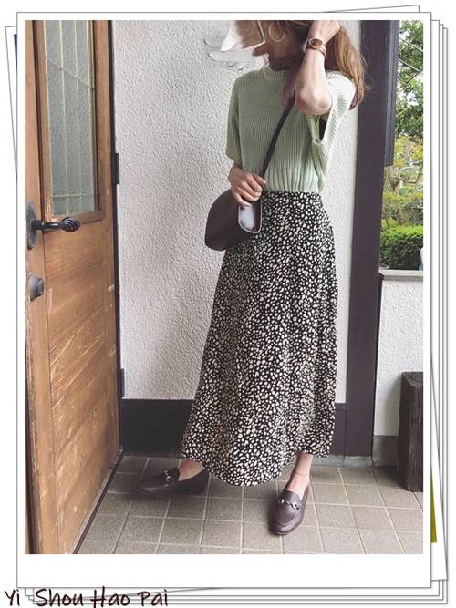 豹纹半身裙怎么搭配好看夏天,豹纹半身裙怎么搭配好看