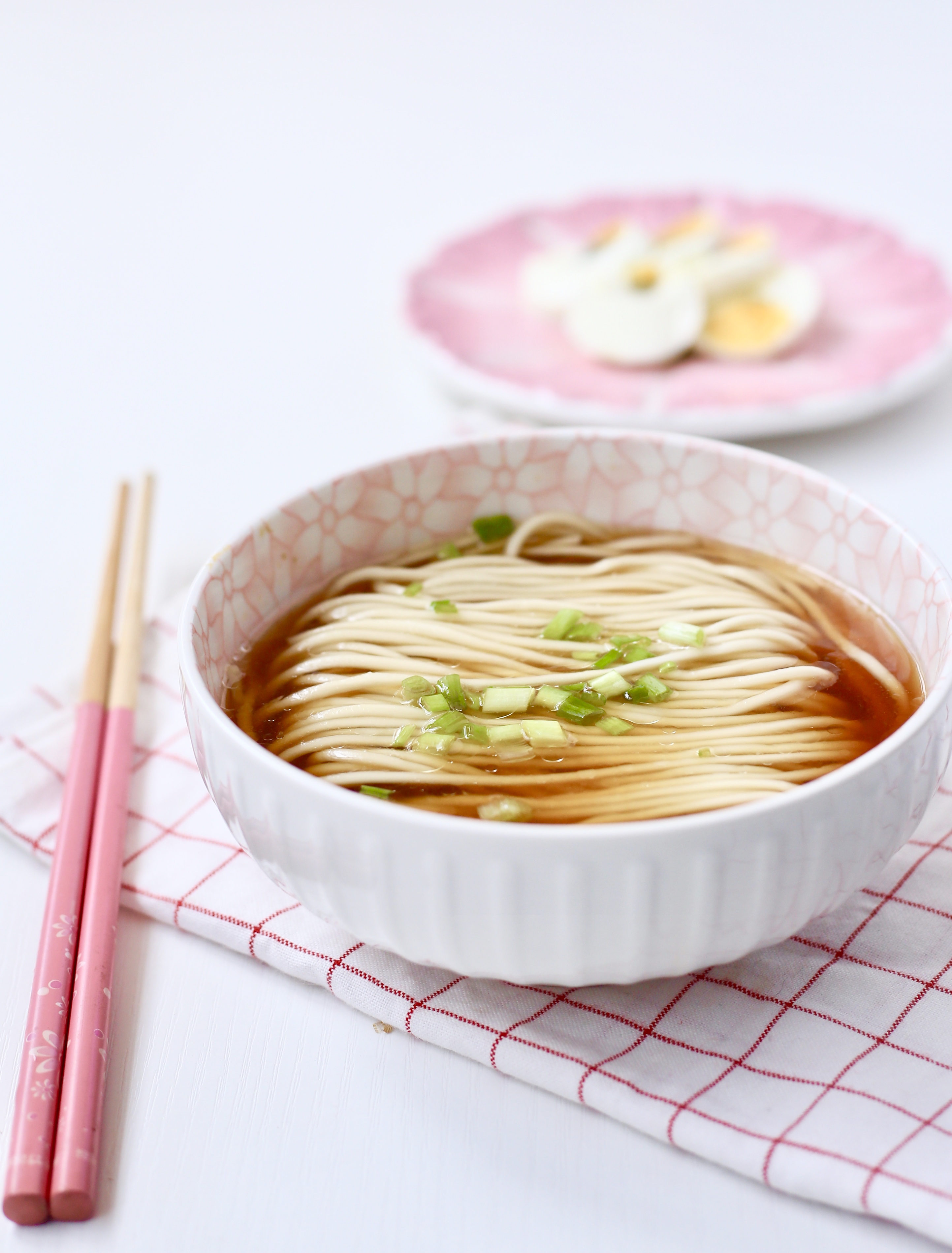 阳春面的酱油面,阳春面全是生抽味