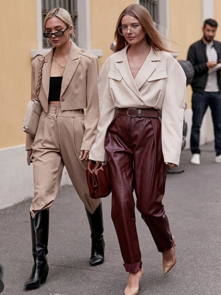 孙艺珍郑丽媛同步营业该看谁？小孩才做选择她们的西装我都要