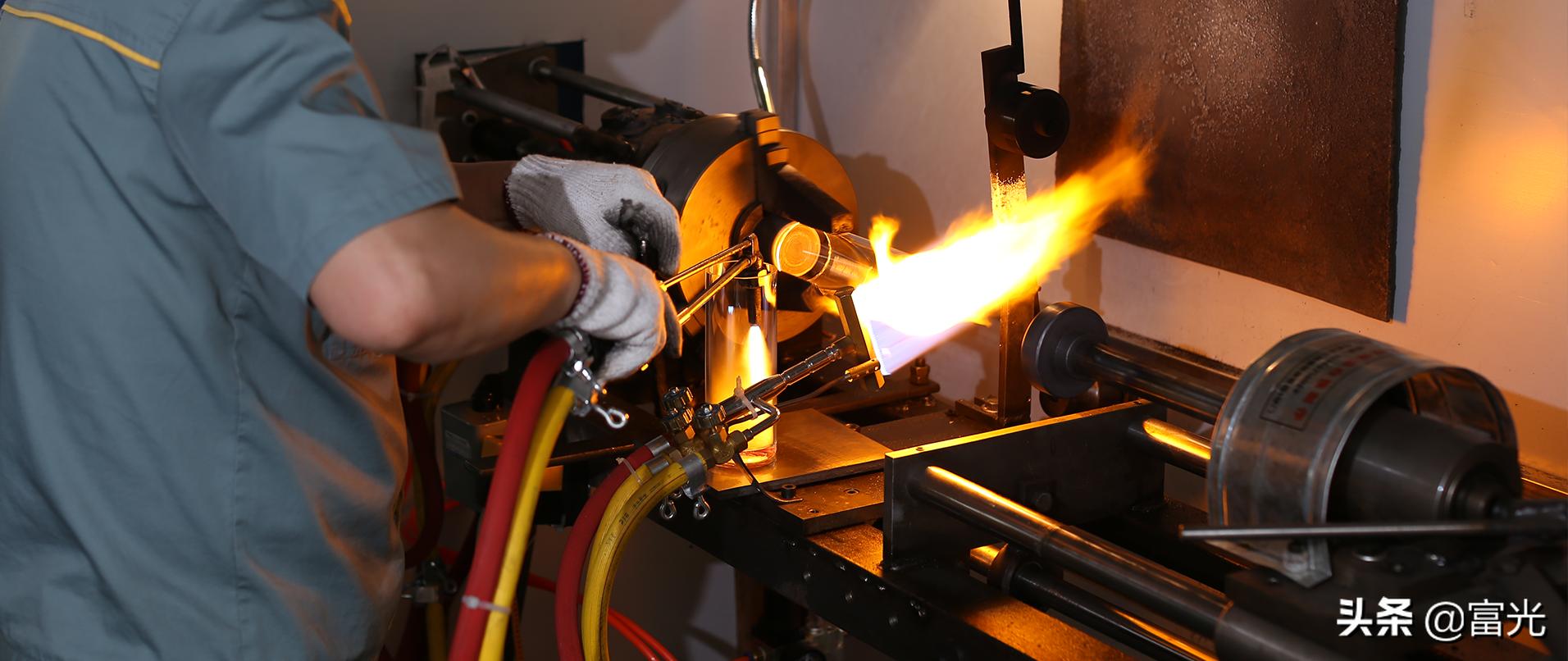 富光玻璃杯一般用的是什么玻璃,富光玻璃杯单层怎么样