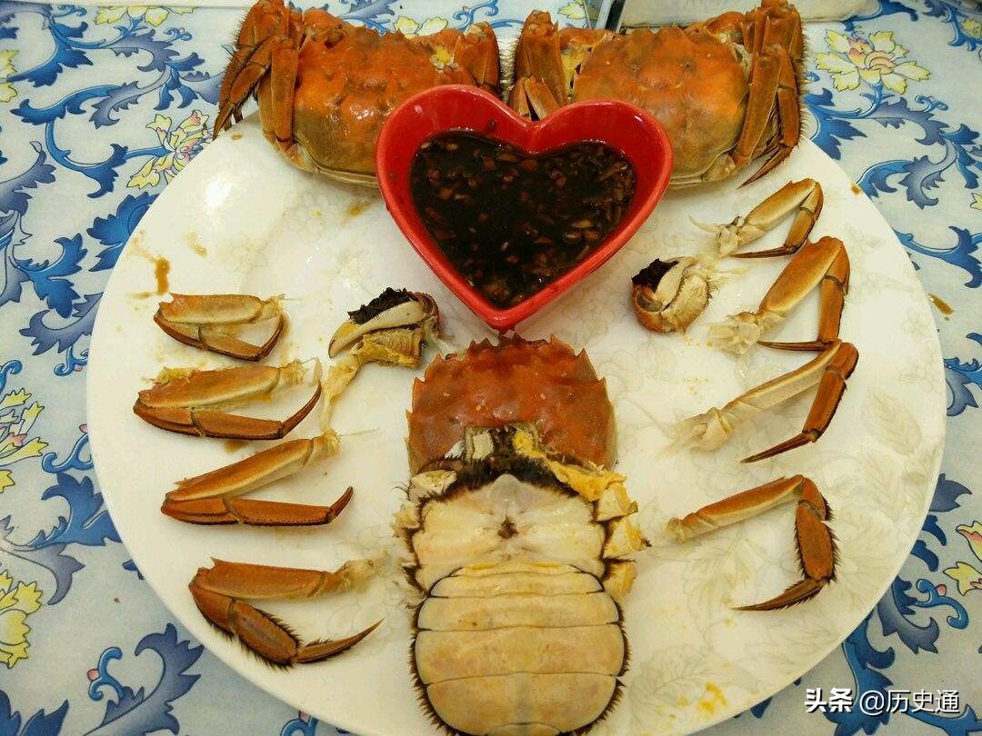 传奇故事老人为救小孩被杀,故事老人讹人整得他全家家破人亡