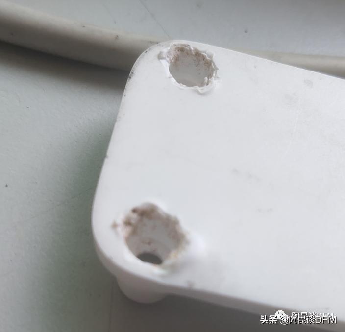 拆解小米插板,小米插座拆解评测
