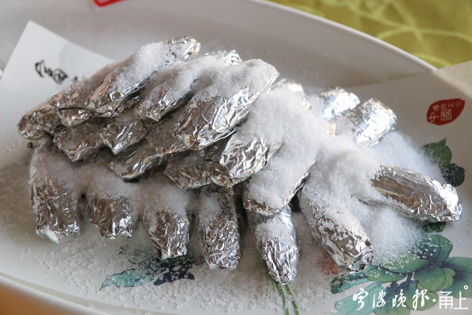 “吃客精”打卡宁波宁海长街!冲着陈晓卿口中“星球上最好吃的蛏子”而来