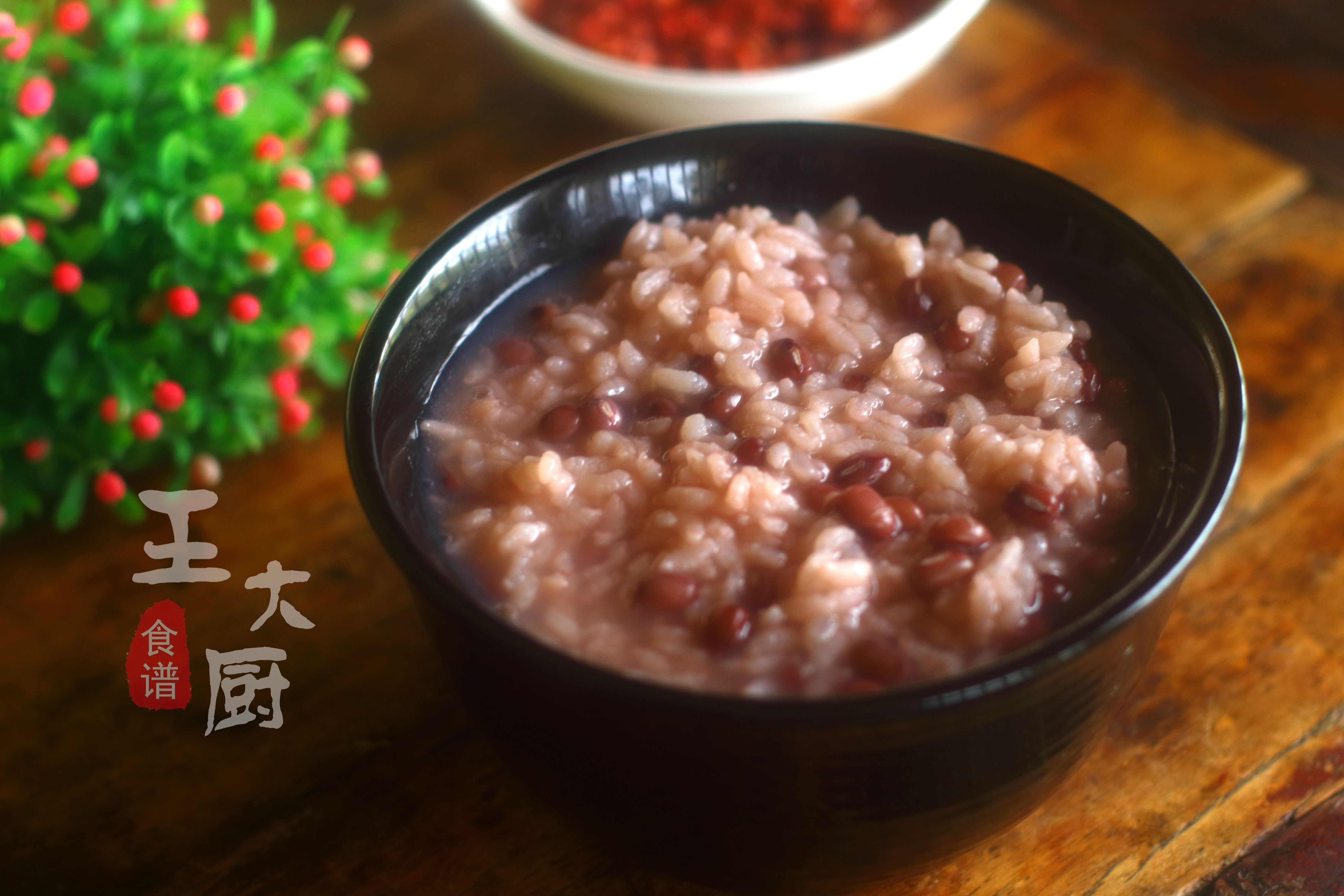 红豆粥补血养颜,红豆粥甜而不腻