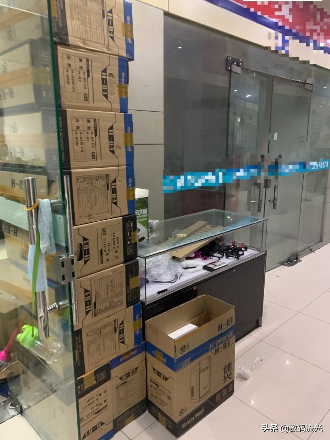 朋友组装6000元电脑,十台电脑组装