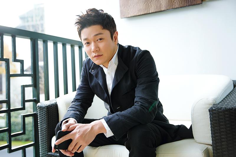 肖央和谁是筷子兄弟,筷子兄弟看肖央的眼睛