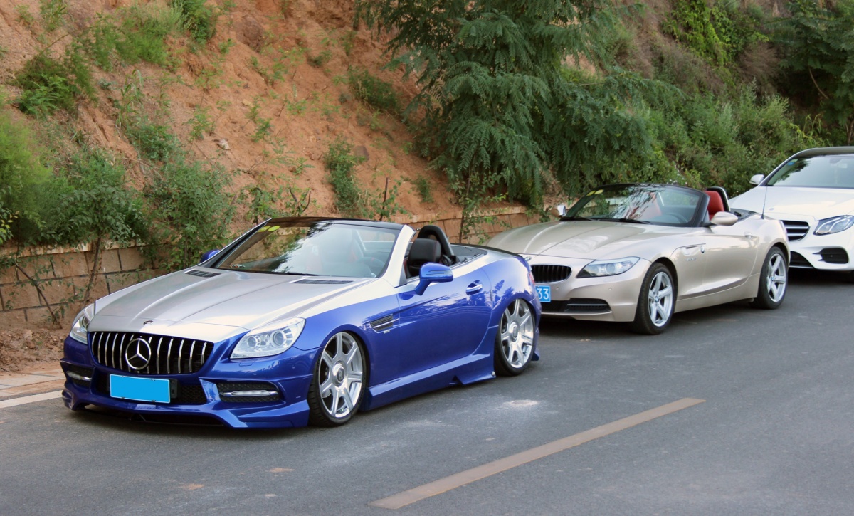 换上劳斯莱斯轮毂的巴博斯26SC，全身散发出高贵的气质